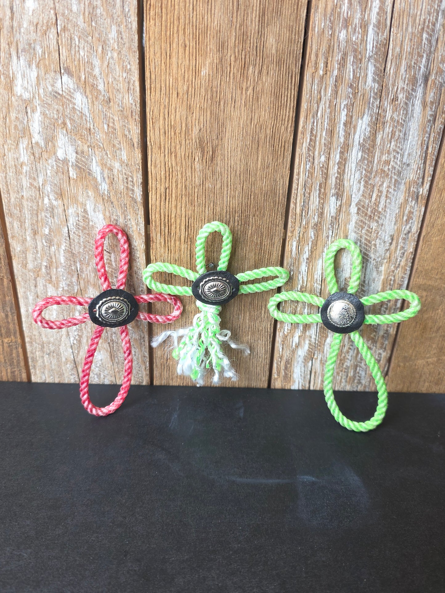 Tiny Rope Cross Decor