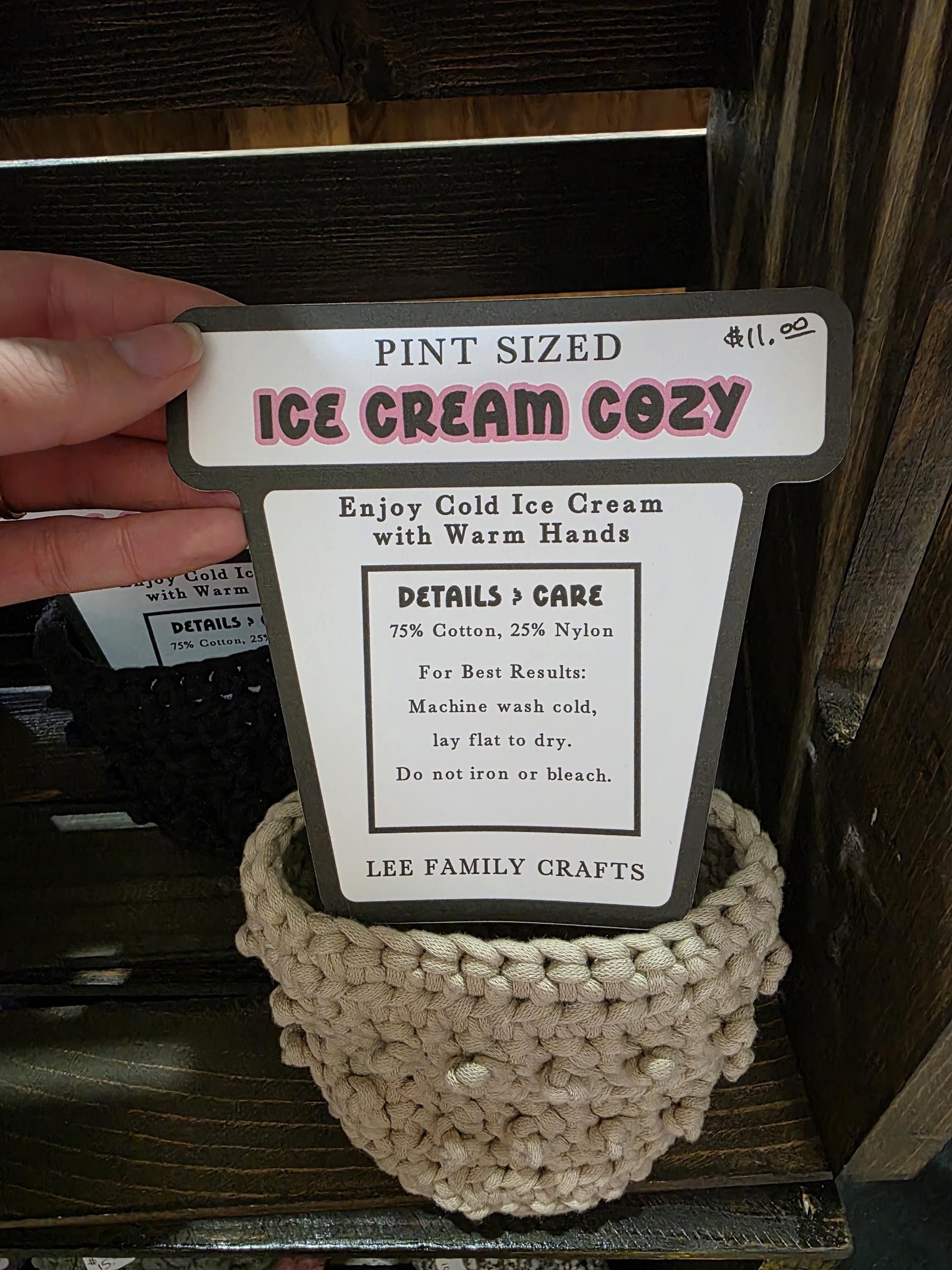 Hand-Crocheted Pint Ice Cream Cozy: Cotton-Nylon Blend Ramen Cozy