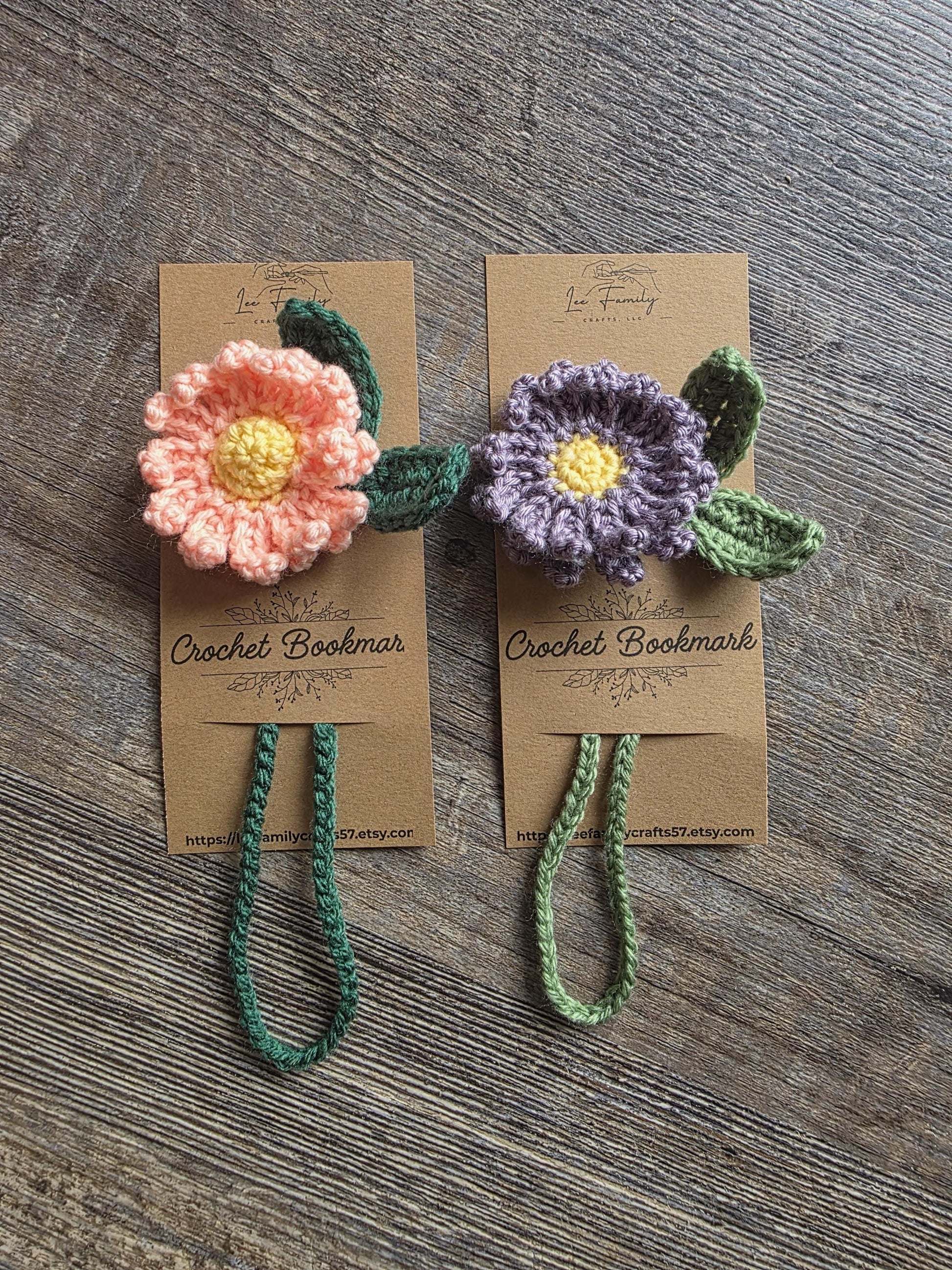 Crochet Daisy Bookmark – Handmade Flower Book Accessory