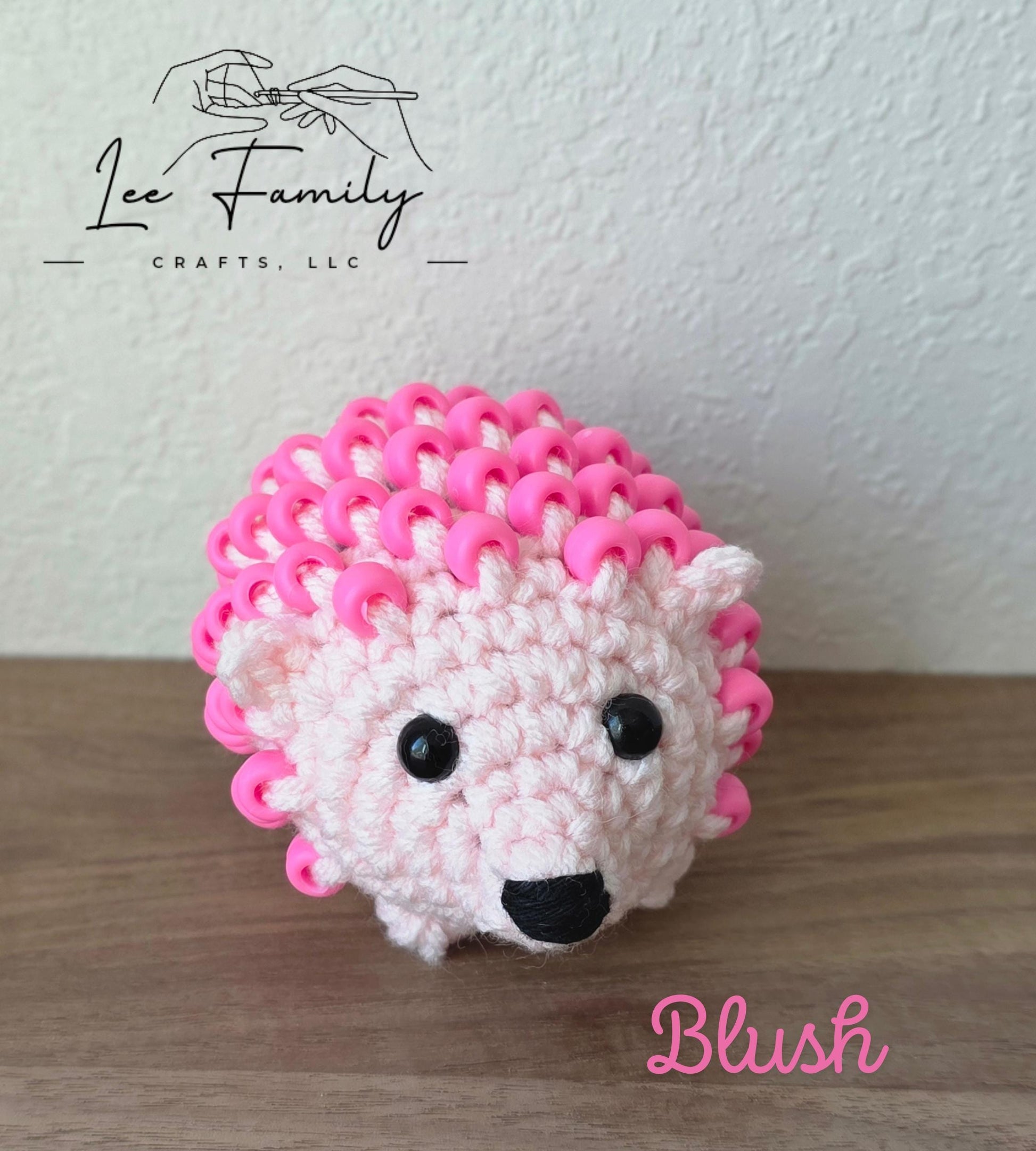 Crocheted Beaded Hedgehog Fidget Toy – Sensory Desk Pet, Valentine's Gift