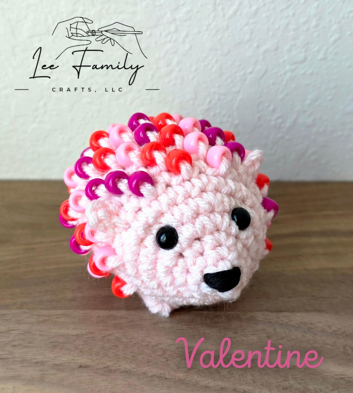 Crocheted Beaded Hedgehog Fidget Toy – Sensory Desk Pet, Valentine's Gift
