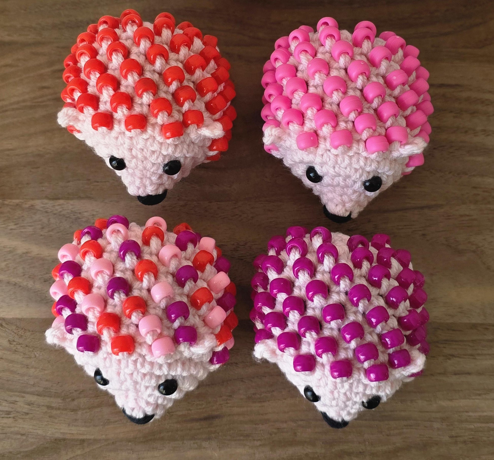 Crocheted Beaded Hedgehog Fidget Toy – Sensory Desk Pet, Valentine's Gift